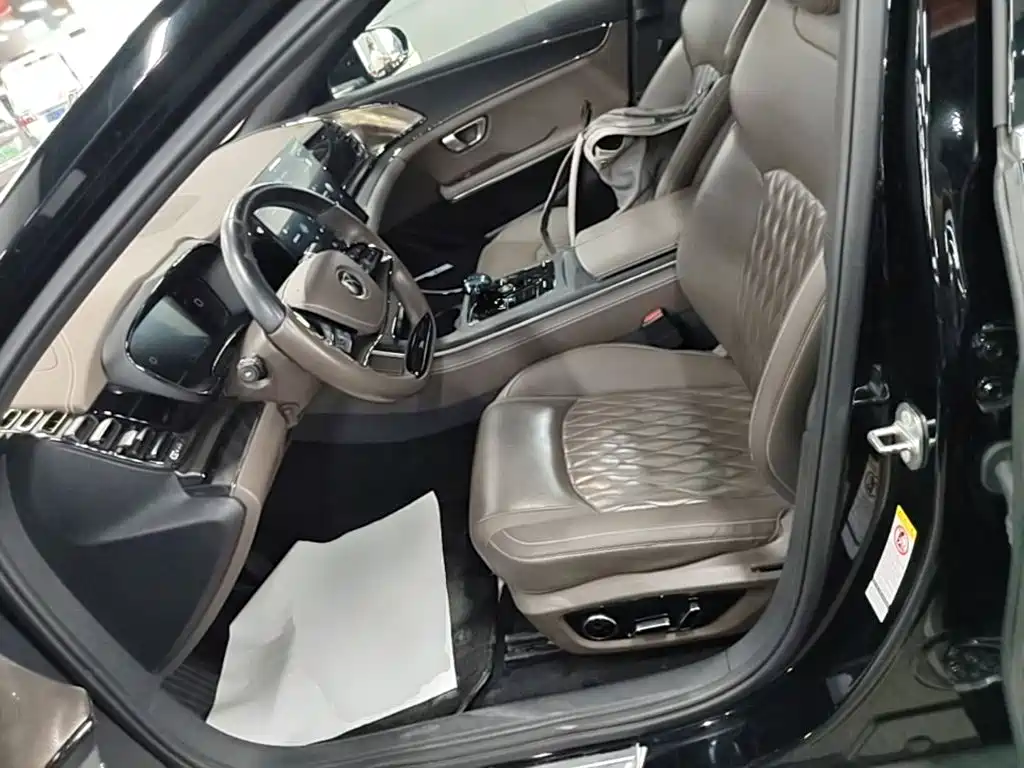 BYD Han — миниатюра 15
