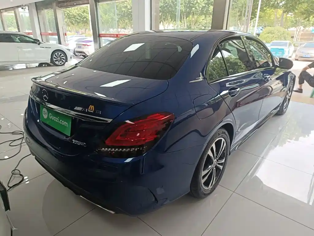 Mercedes-Benz C-Class — миниатюра 7