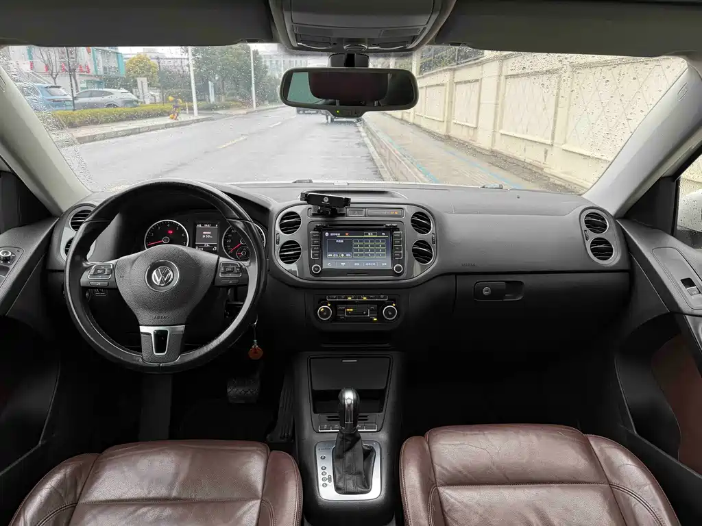 Volkswagen Tiguan — миниатюра 8