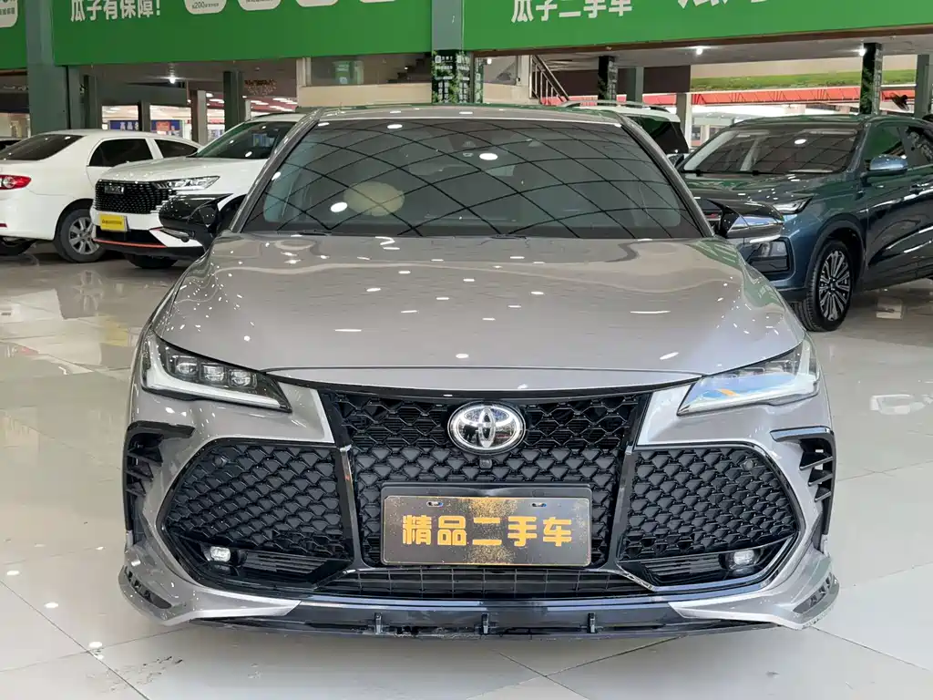 Toyota Avalon — миниатюра 2
