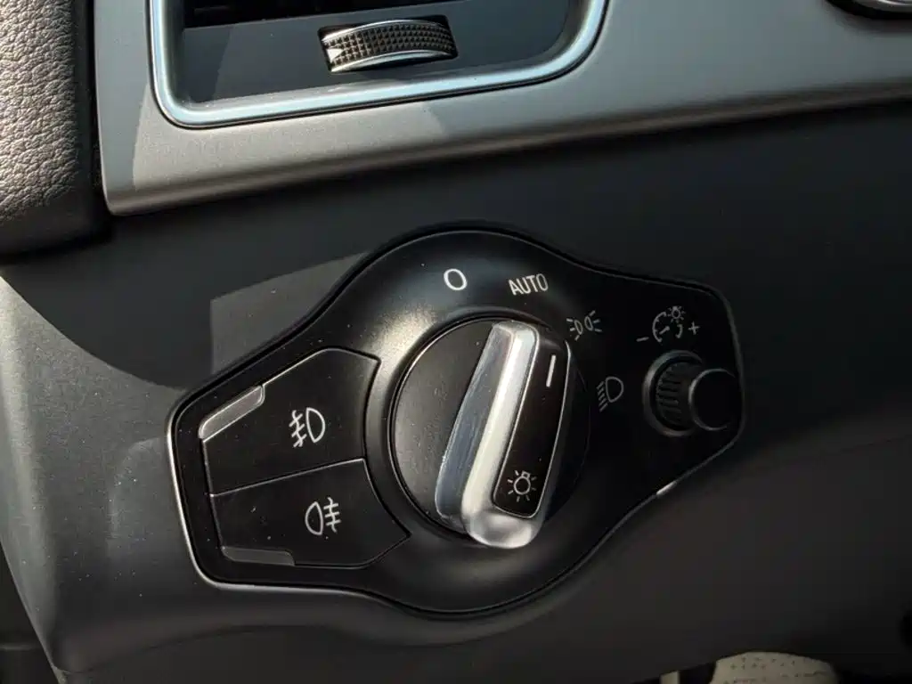 Audi A4L — миниатюра 17