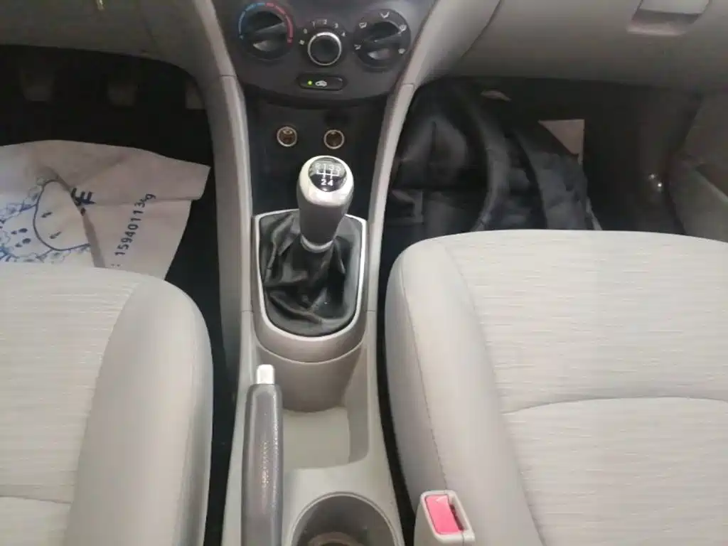 Hyundai Verna — миниатюра 14