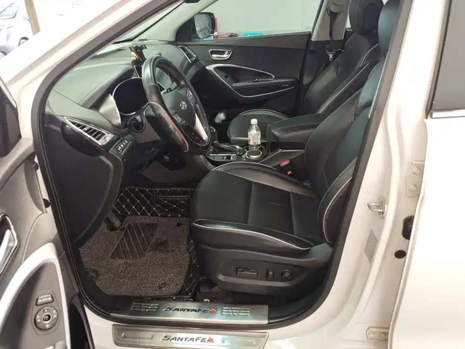 Hyundai Santa Fe — миниатюра 9