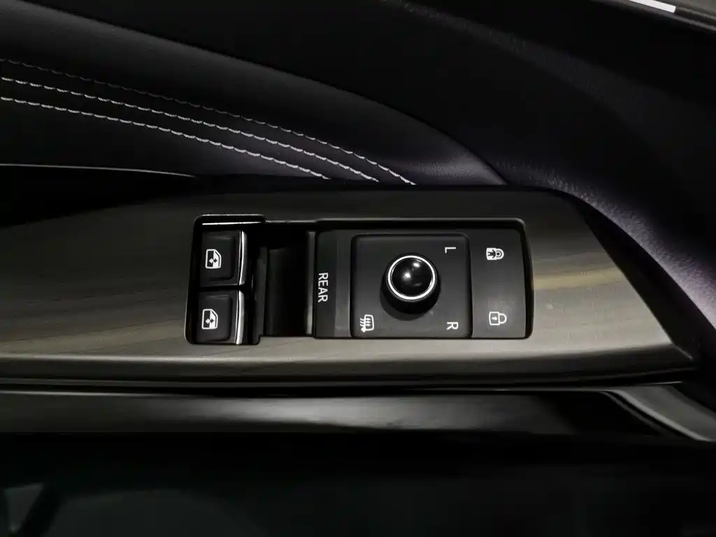 Volkswagen ID.4 Crozz — миниатюра 9