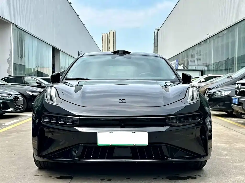 Zeekr 001