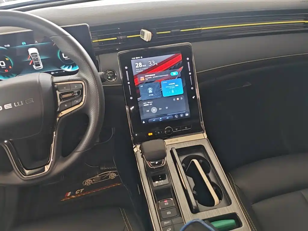 Roewe RX5 — миниатюра 13