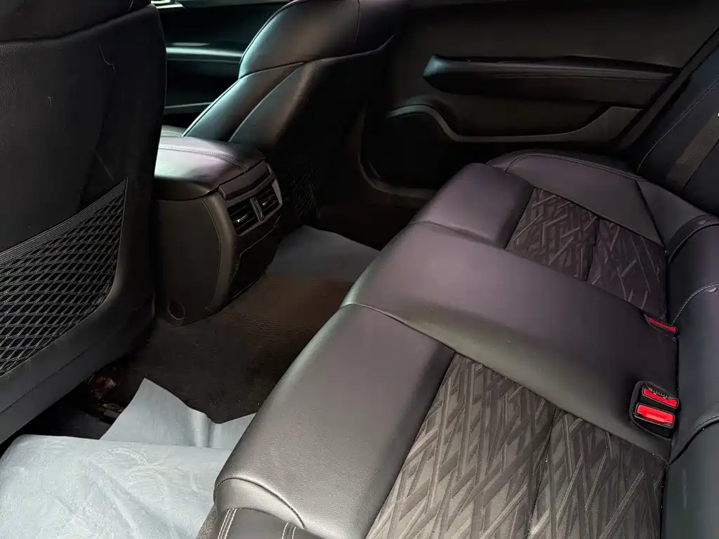 Cadillac ATS-L — миниатюра 9