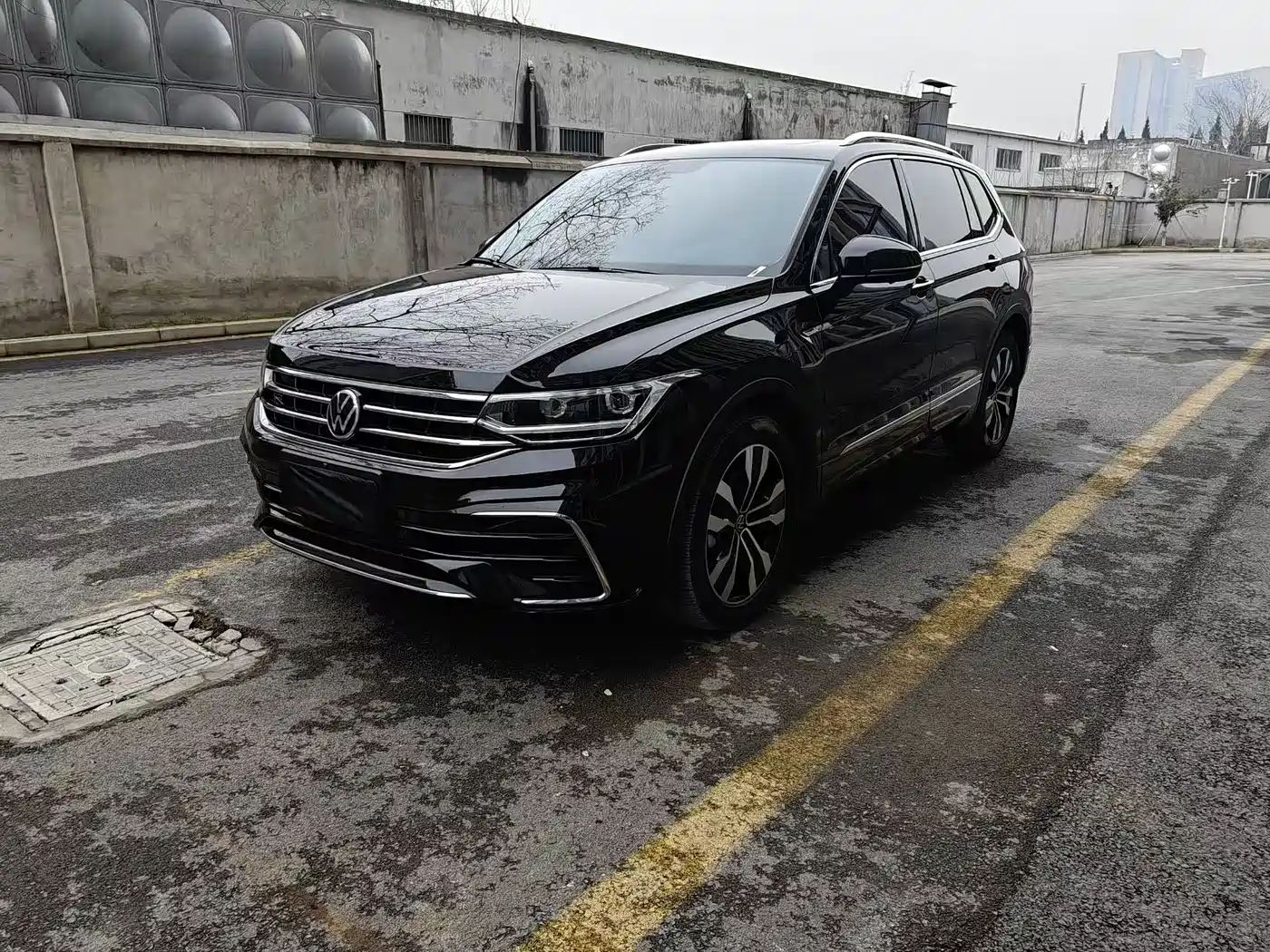 Volkswagen Tiguan L 2023 Черный из Китая, фото 5