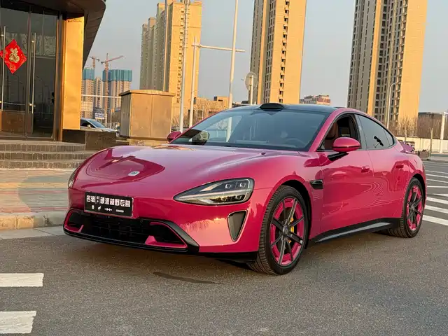 XIAOMI CAR XIAOMI SU7 2025