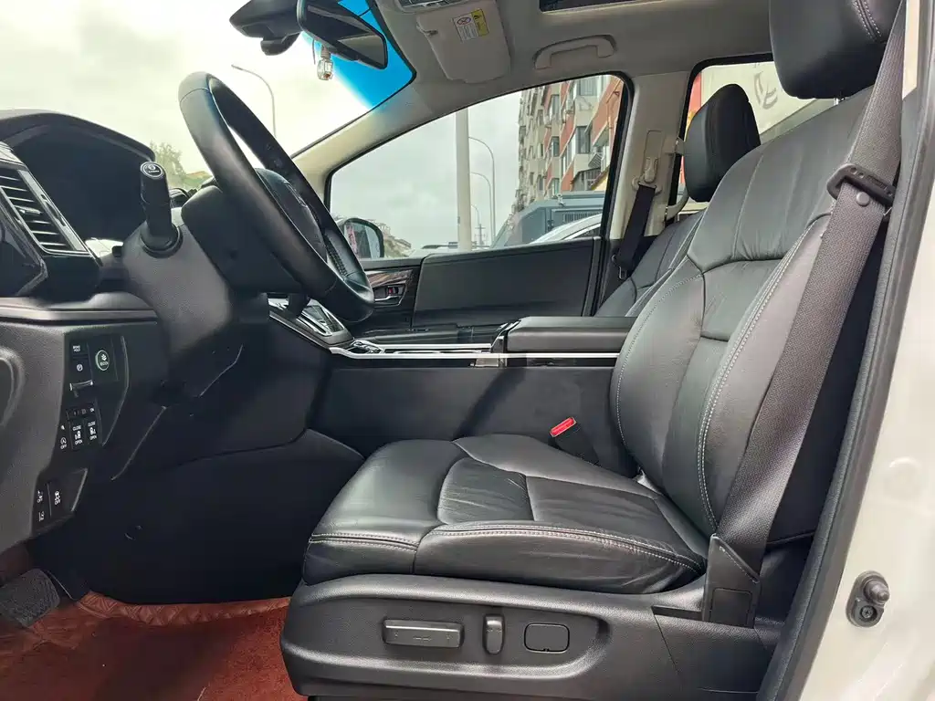 Honda Elysion — миниатюра 5