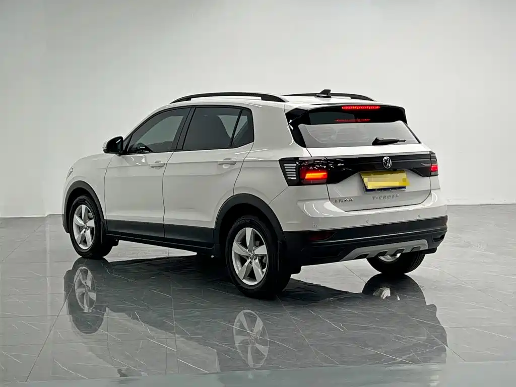 Volkswagen T-Cross - фото 4