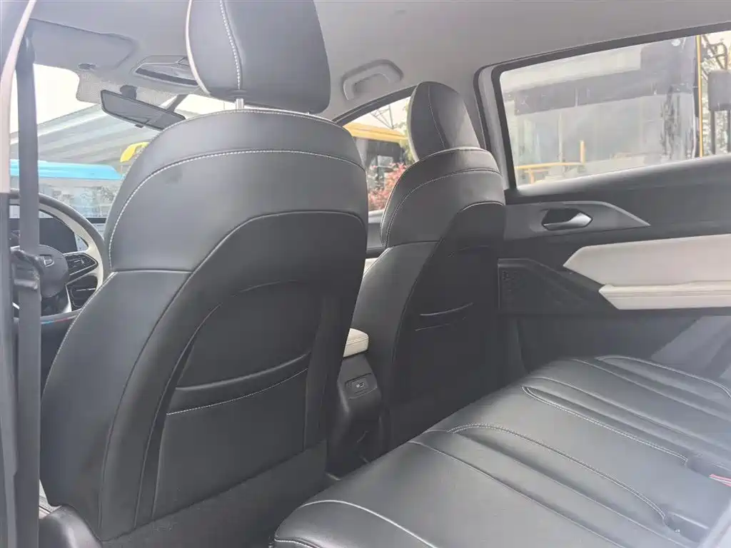 Geely E Firefly E 2023 401KM 5 мест