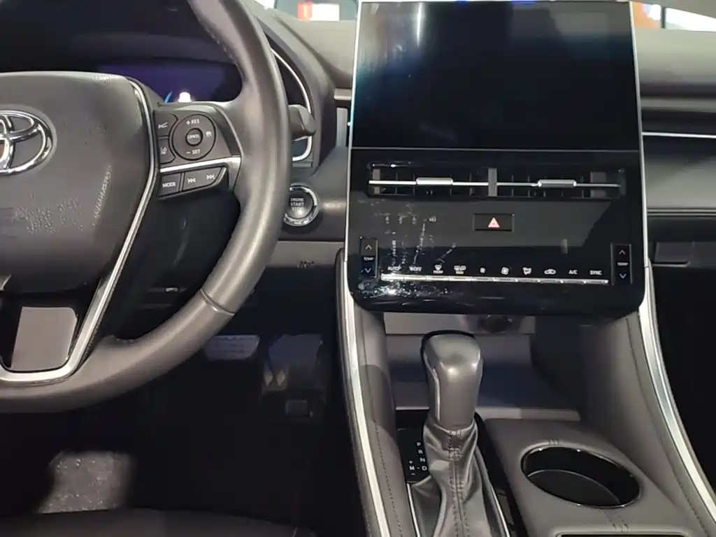 Toyota Avalon — миниатюра 10