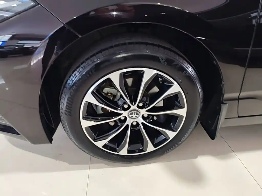 Toyota Avalon — миниатюра 23