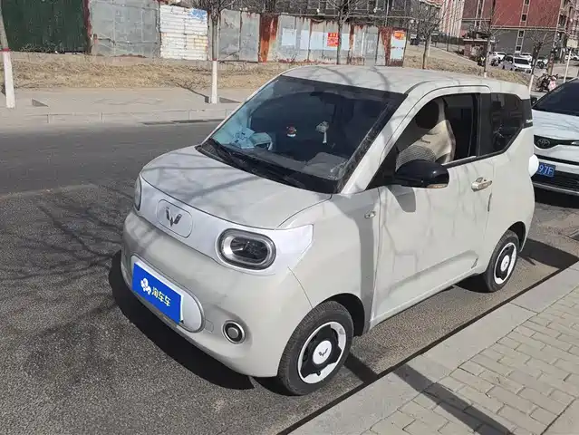 WULING HONGGUANG MINIEV 2025