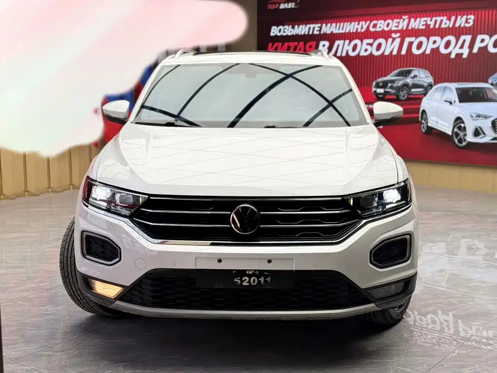 Volkswagen T-Roc — миниатюра 2