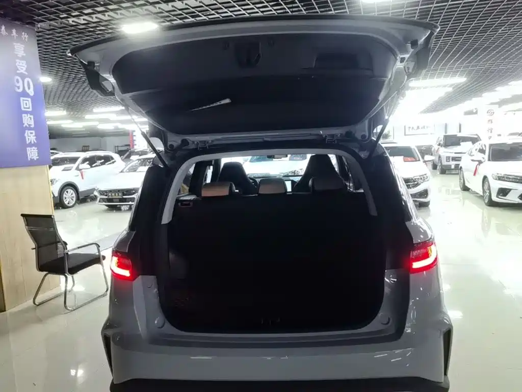 Geely Haoyue PRO — миниатюра 19