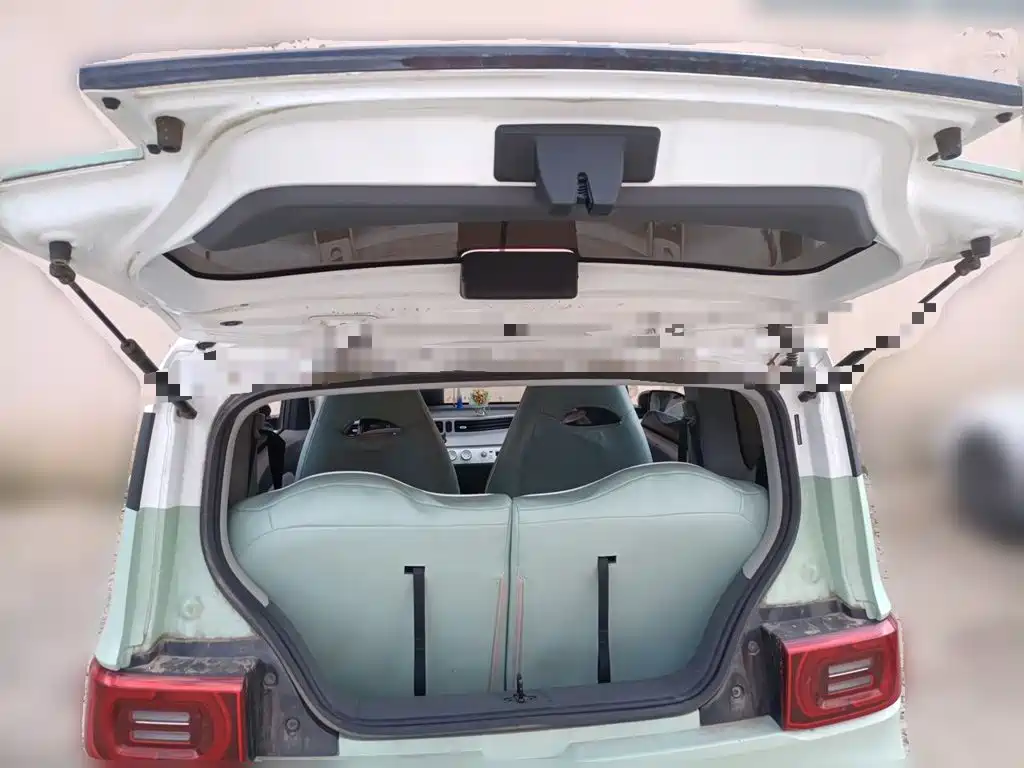 Wuling MINIEV — миниатюра 10