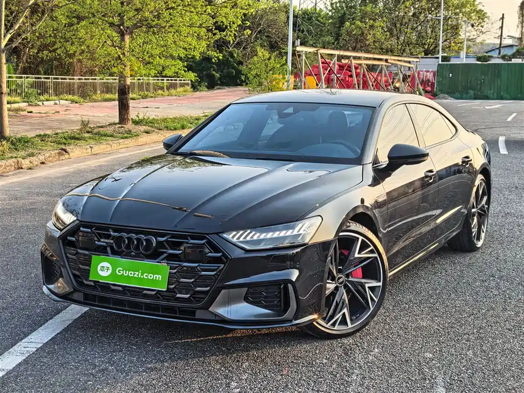 Audi A7L 2025