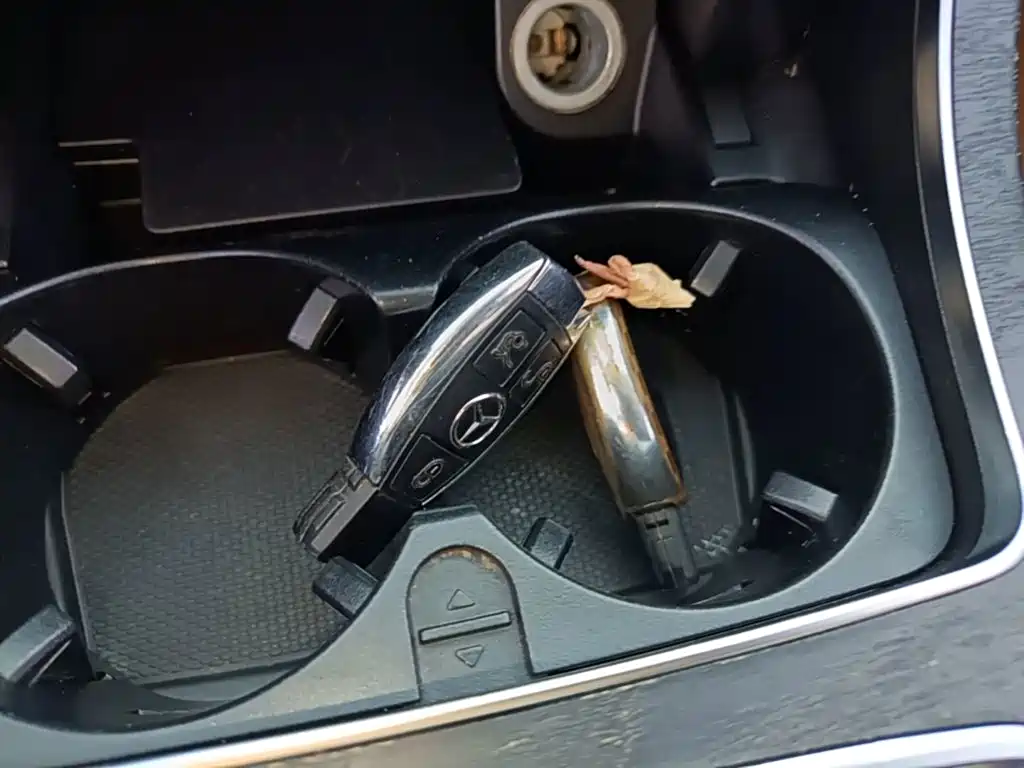 Mercedes-Benz C-Class — миниатюра 9