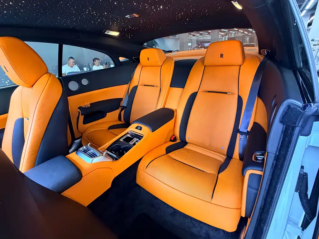 Rolls-Royce Wraith — миниатюра 6