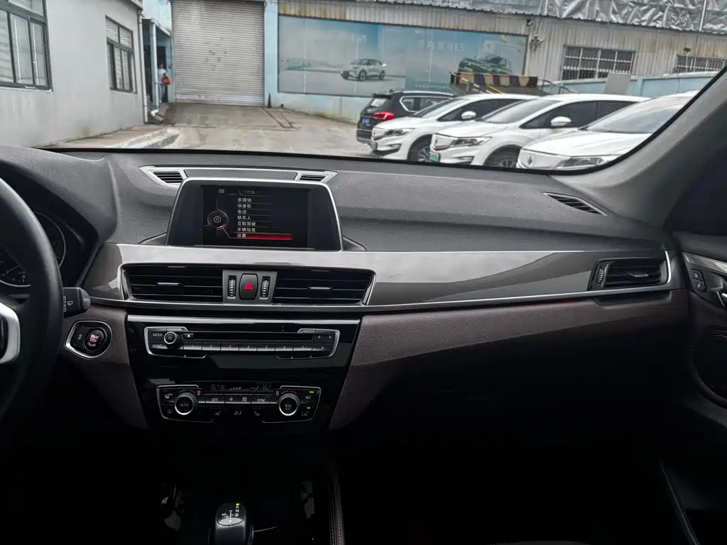 BMW X1 — миниатюра 7