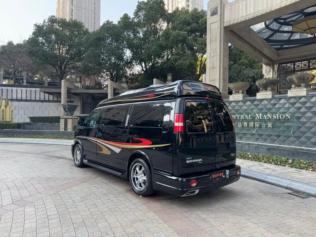 GMC Savana 2010 5.3L AT