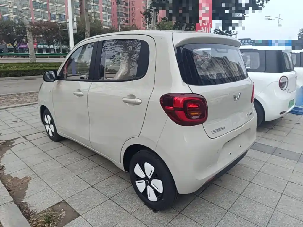 Wuling MINIEV — миниатюра 5