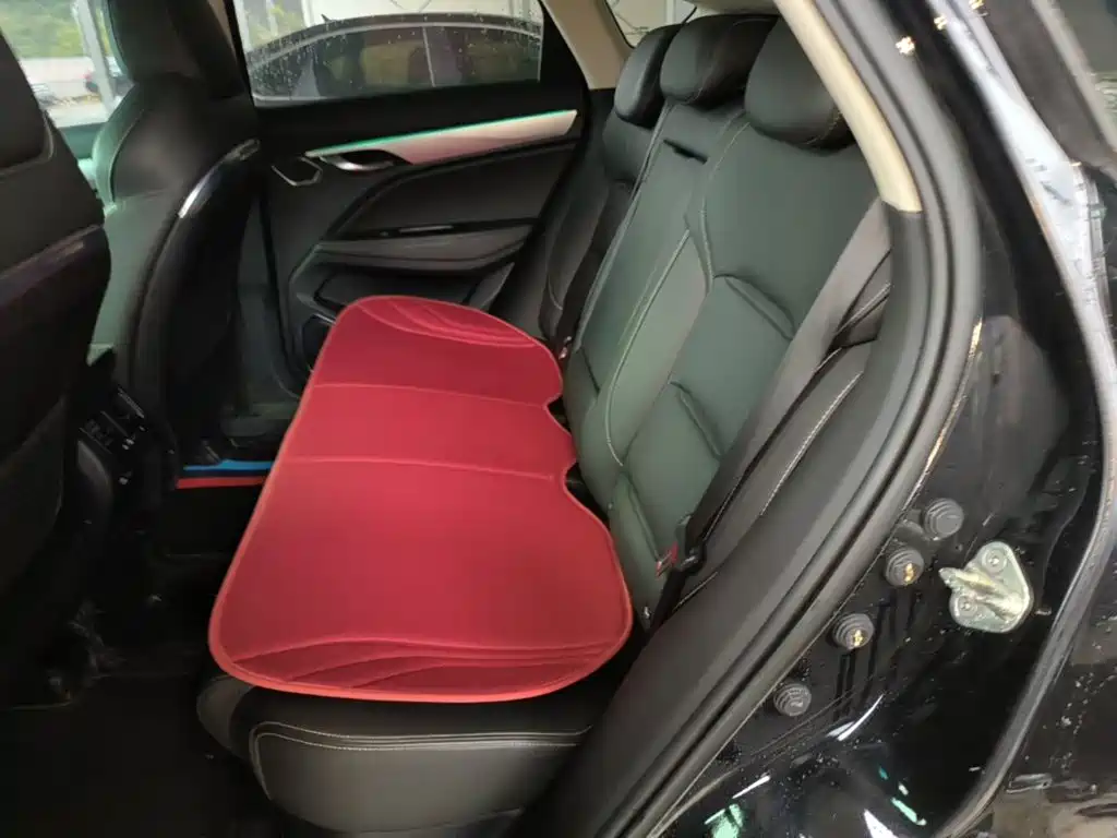 Geely Xingyue — миниатюра 17
