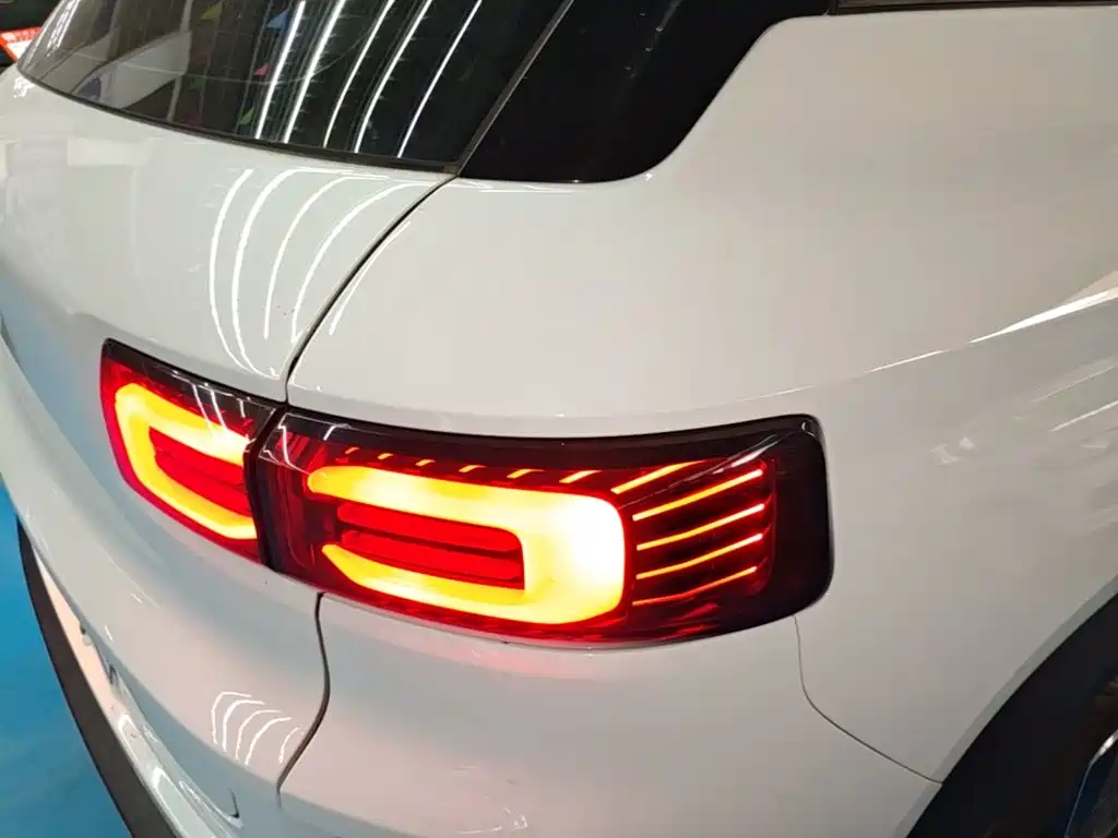 Geely Icon — миниатюра 8