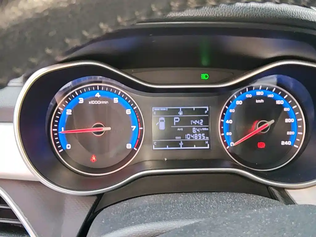 Geely Vision — миниатюра 12