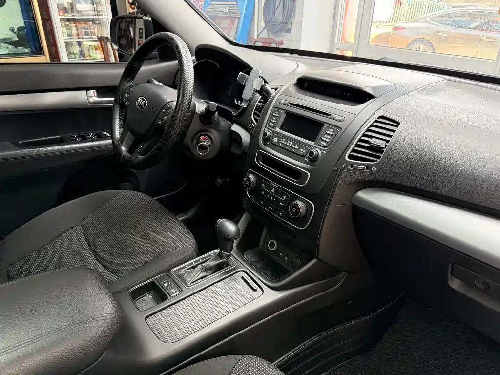 Kia Sorento — миниатюра 16