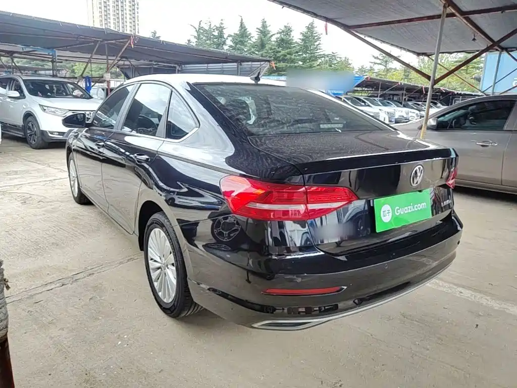 Volkswagen Lavida — миниатюра 5