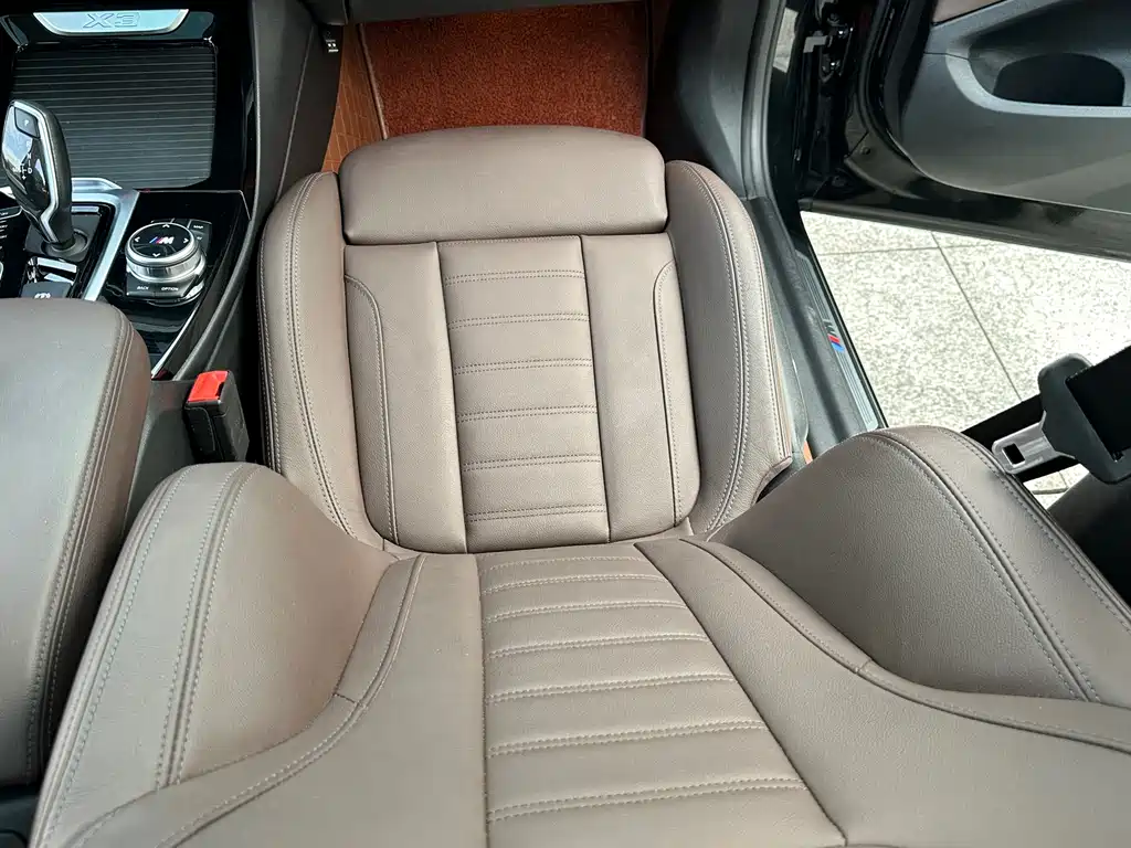 BMW X3 — миниатюра 12