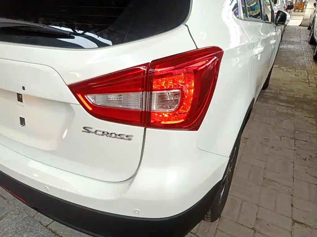 Suzuki Vitara — миниатюра 8