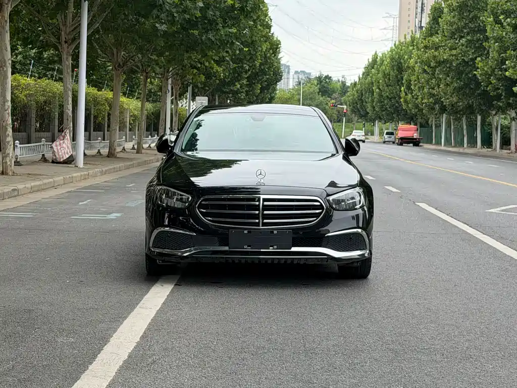 Mercedes-Benz E-Class New Energy — миниатюра 2