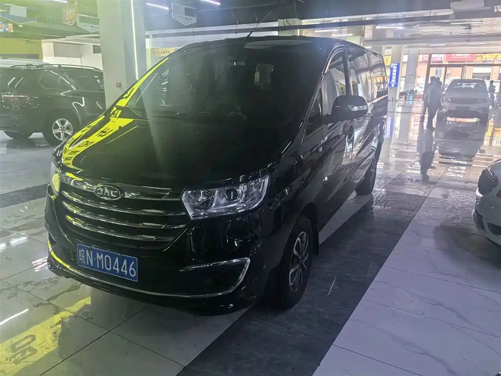 Купить JAC Refine Refine M3