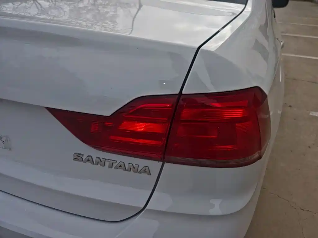 Volkswagen Santana — миниатюра 8