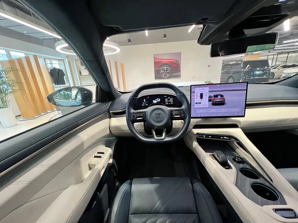 ZEEKR EXTREME KRYPTON 001