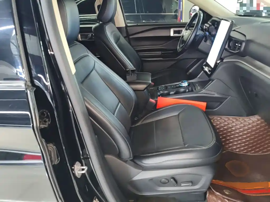 Ford Explorer — миниатюра 25