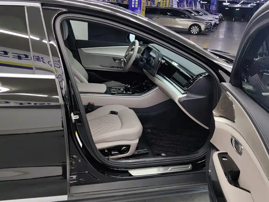 BYD Han — миниатюра 8