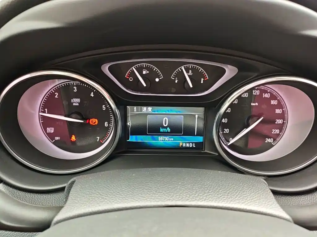 Buick Envision Plus — миниатюра 12