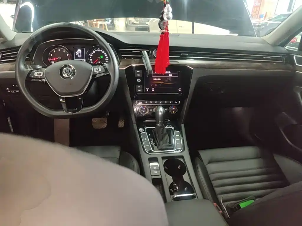 Volkswagen Magotan — миниатюра 10