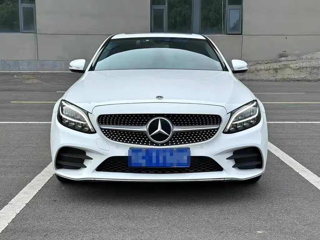 Mercedes-Benz C-Class — миниатюра 2