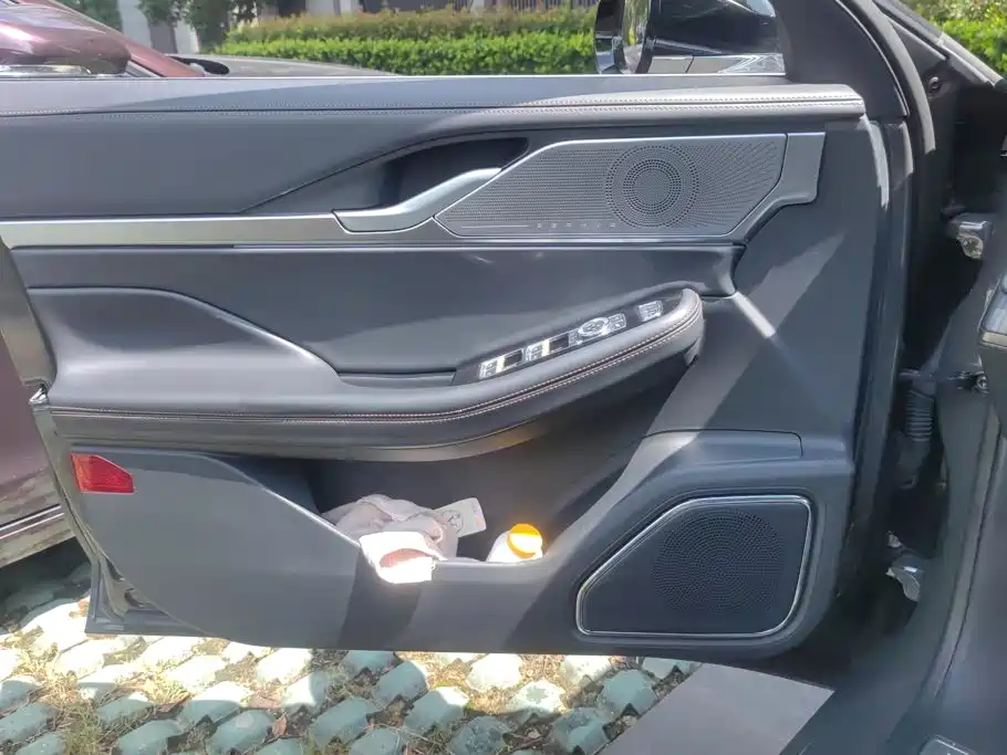 Lincoln Z — миниатюра 7