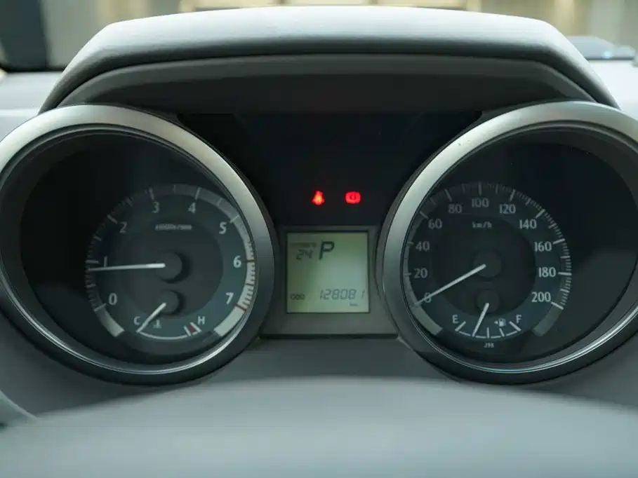 Toyota Prado (Import) — миниатюра 8