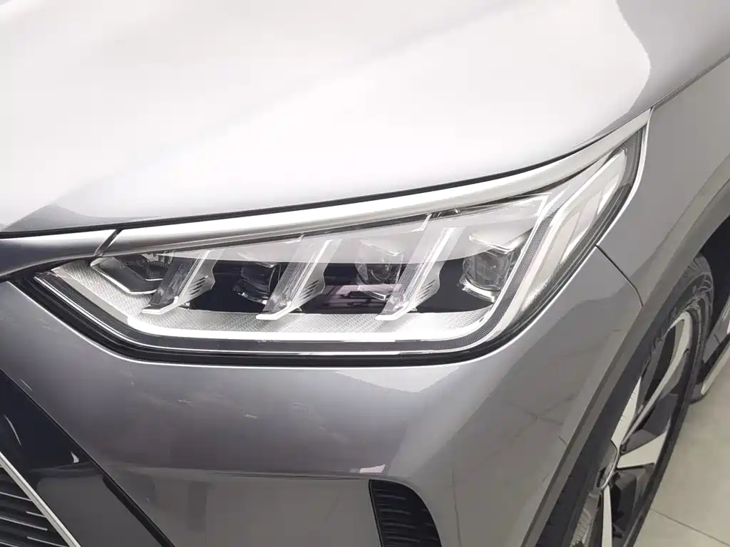 BYD PLUS New Energy — миниатюра 7