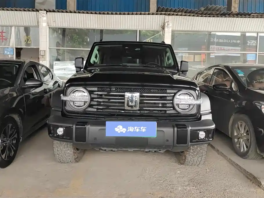 TANK TANK 300 NEW ENERGY