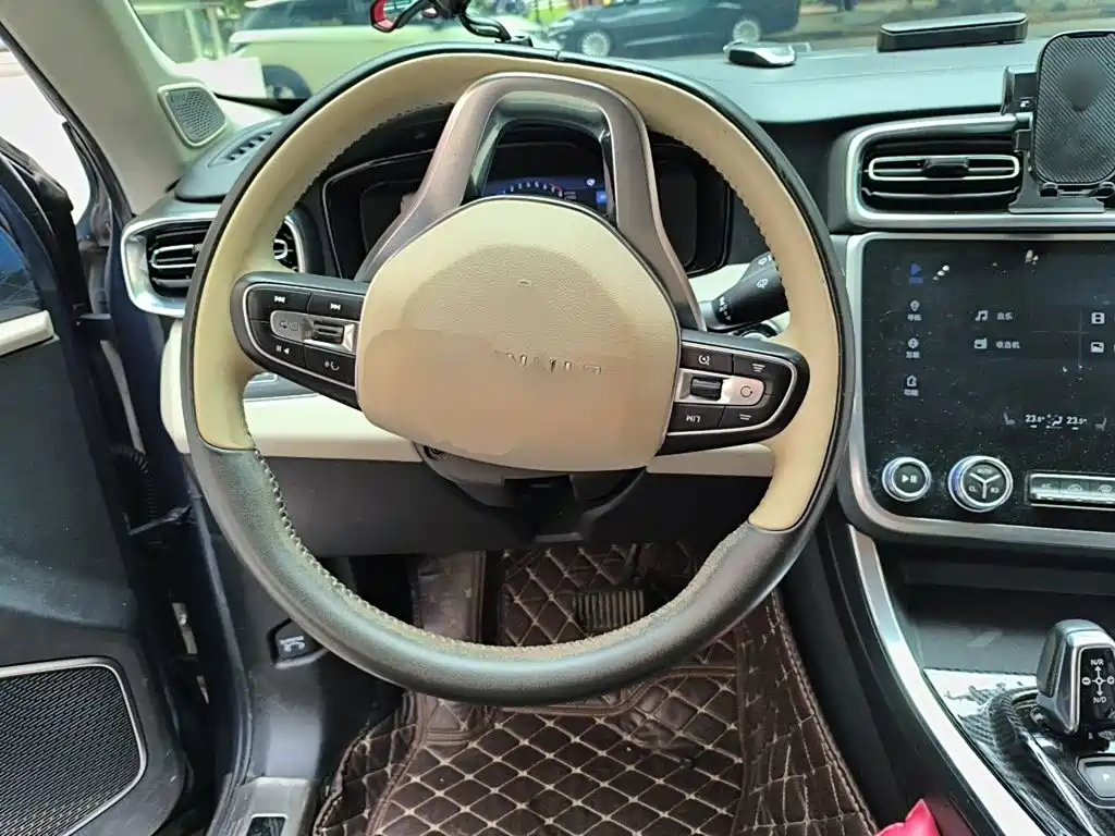 Lynk & Co 01 — миниатюра 3