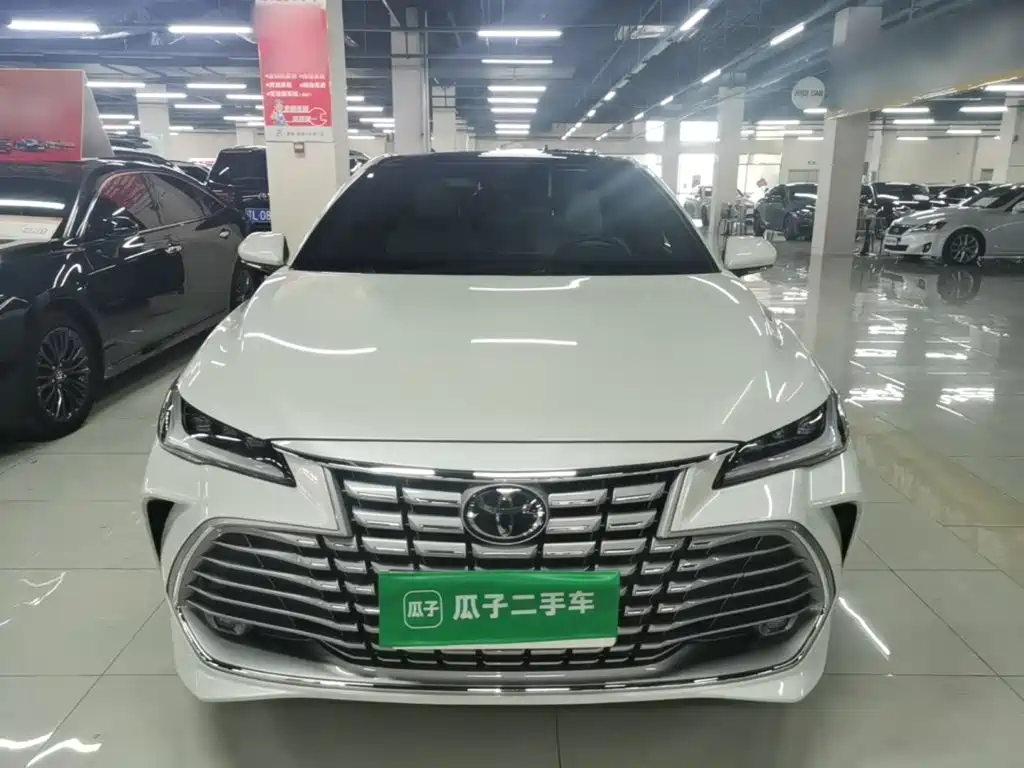 Toyota Avalon — миниатюра 3
